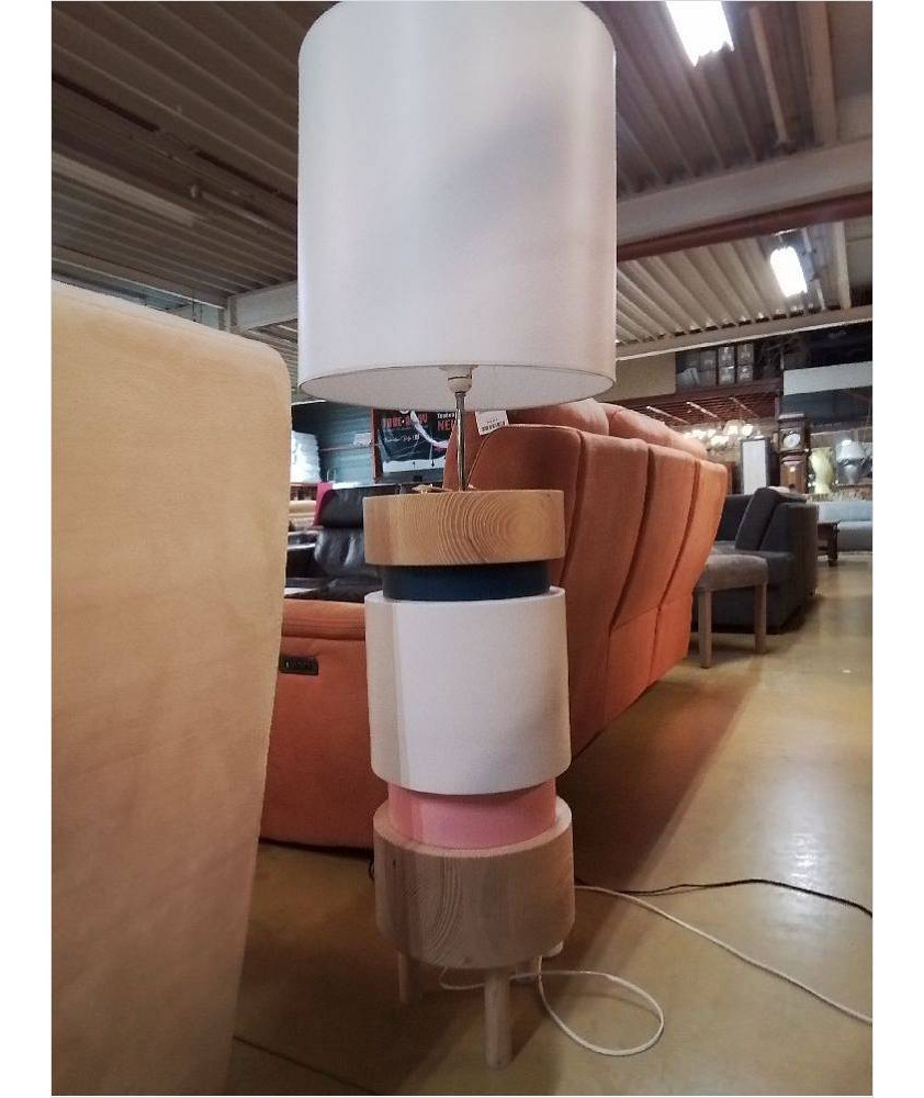 LAMPE SUR PIED DESTOCKAGE 