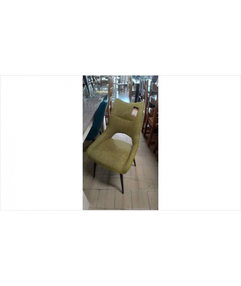 CHAISE DE COULEUR A L UNITE