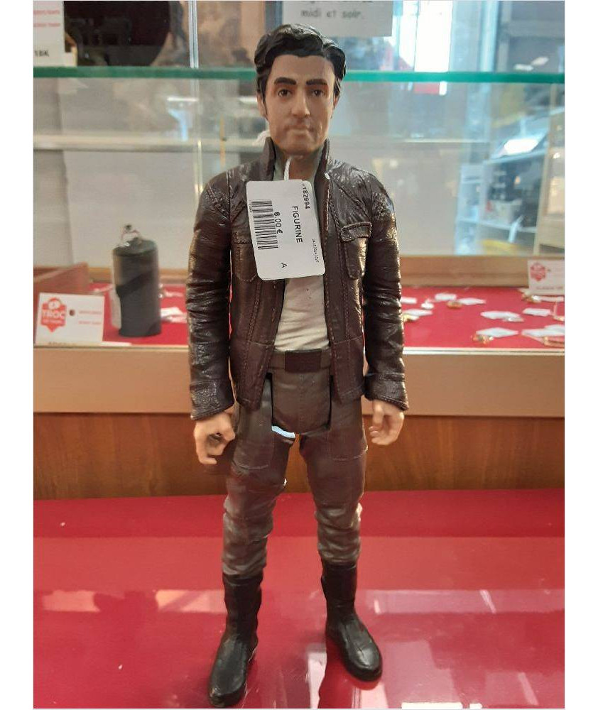 FIGURINE