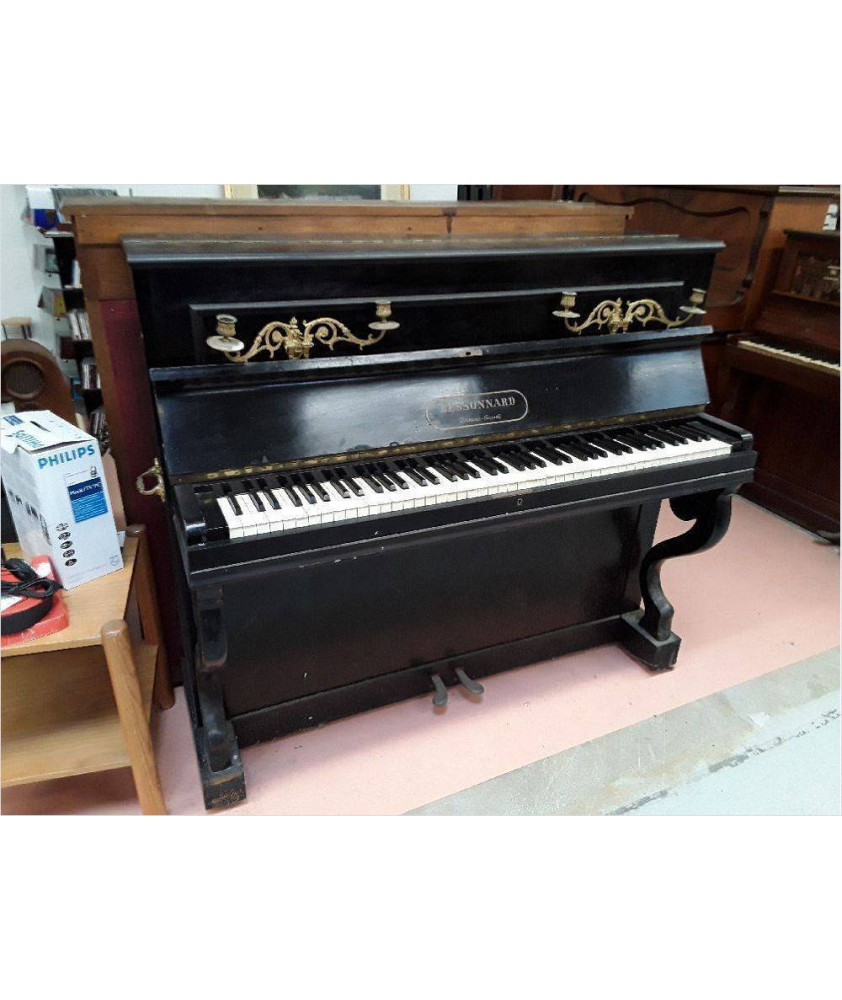 PIANO NOIR BESSONNARD 