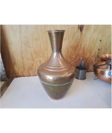 VASE EN CUIVRE