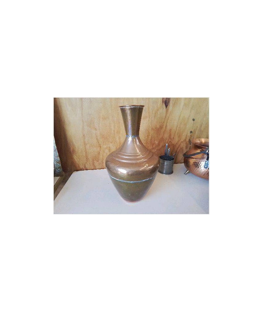 VASE EN CUIVRE