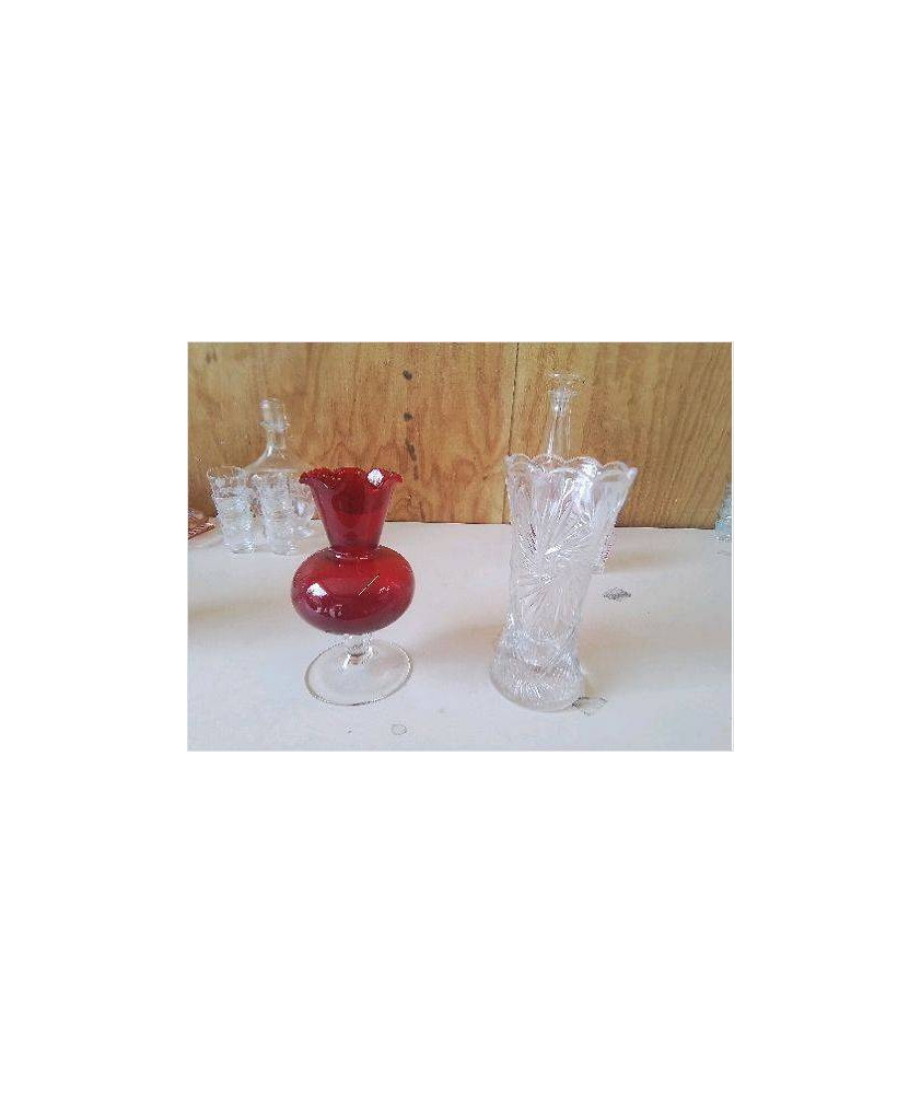PETIT VASE EN VERRE 