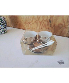 TASSES A THÉ + SOUCOUPES 
