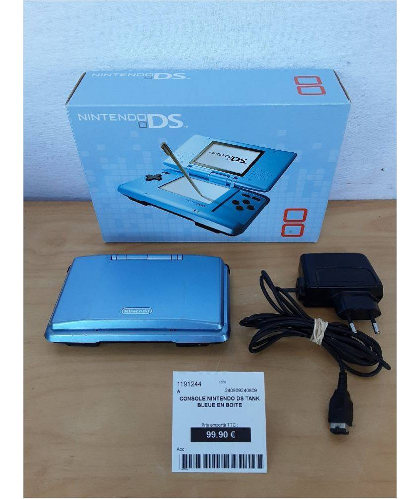 CONSOLE NINTENDO DS TANK BLEUE EN BOITE CONSOLE NINTENDO DS TANK BLEUE EN BOITE