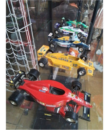VOITURE 1/24 BURAGO