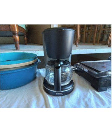 CAFETIÈRE 