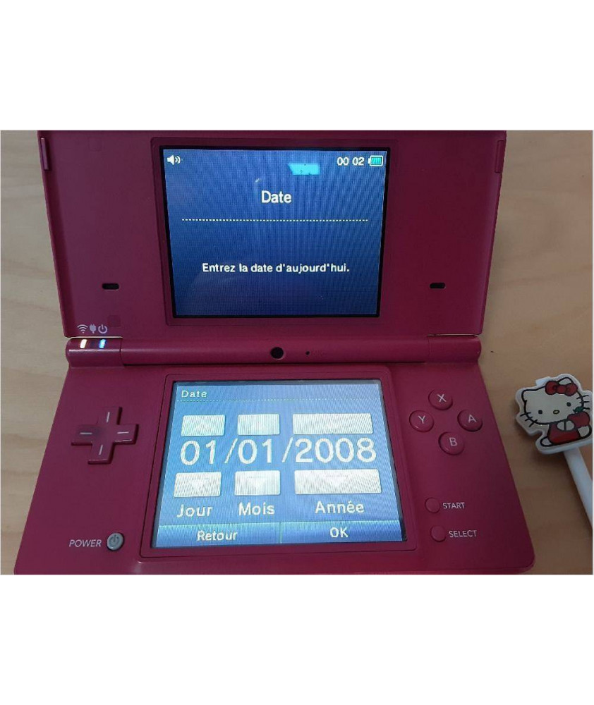 CONSOLE NINTENDO DSI ROSE+ JEU RATATOUILLE CONSOLE NINTENDO DSI ROSE+ JEU RATATOUILLE
