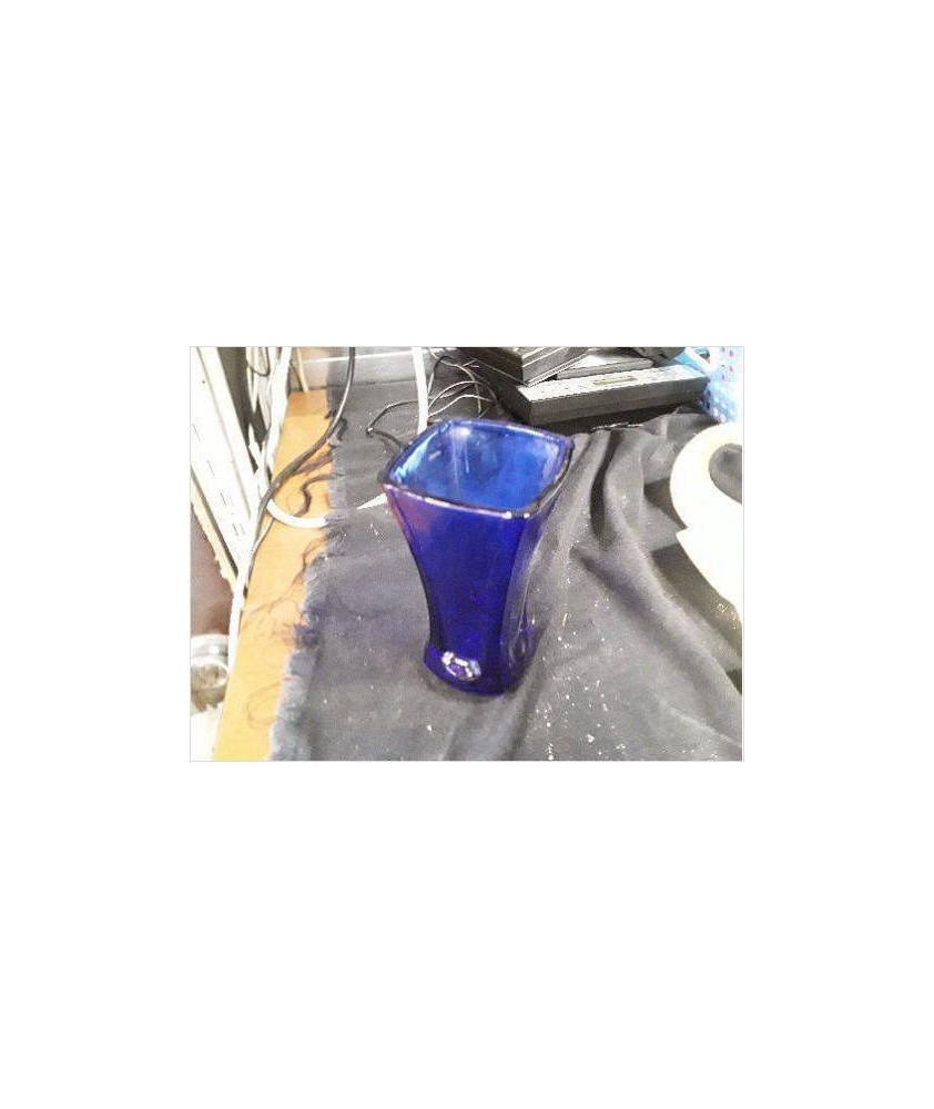 VASE BLEU
