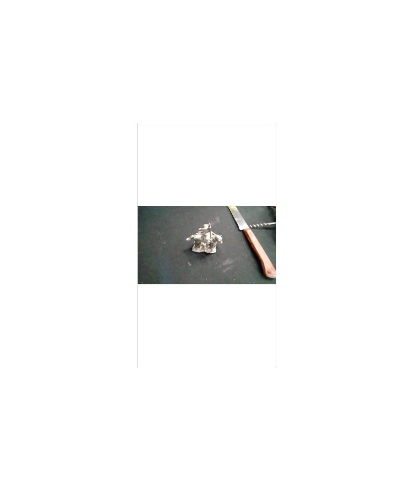 FIGURINE METAL