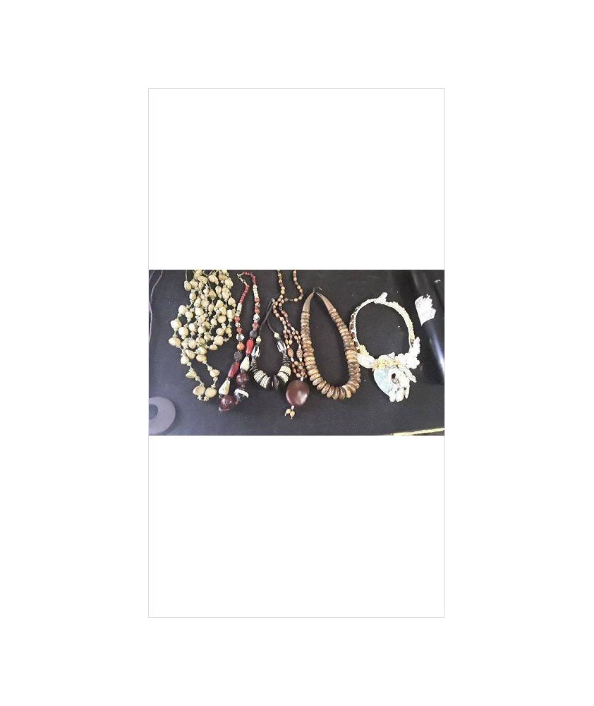 COLLIER