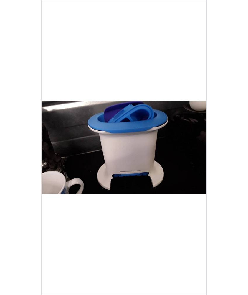 APPAREIL TUPPERWARE ( GNOCCHIS/ PATTES...)