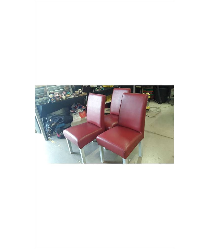 CHAISE ROUGE