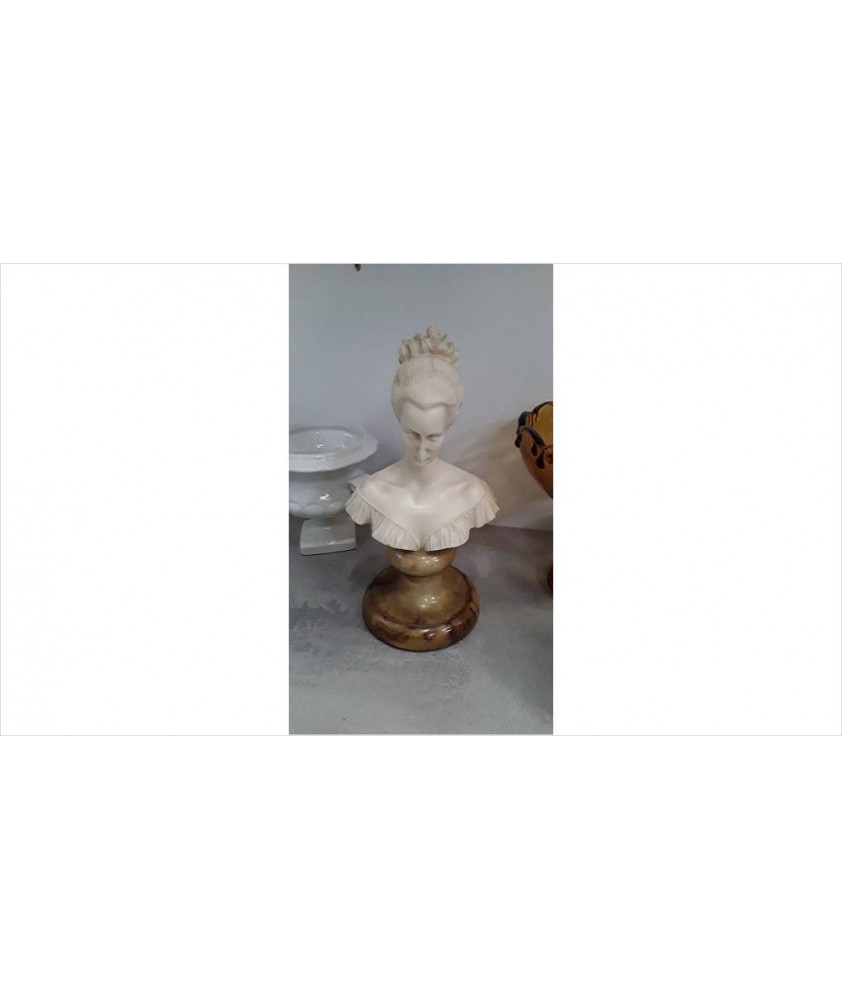 BUSTE RESINE FEMME H.28CM