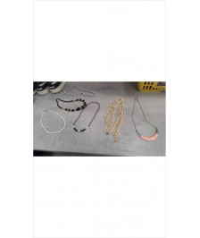 COLLIER 