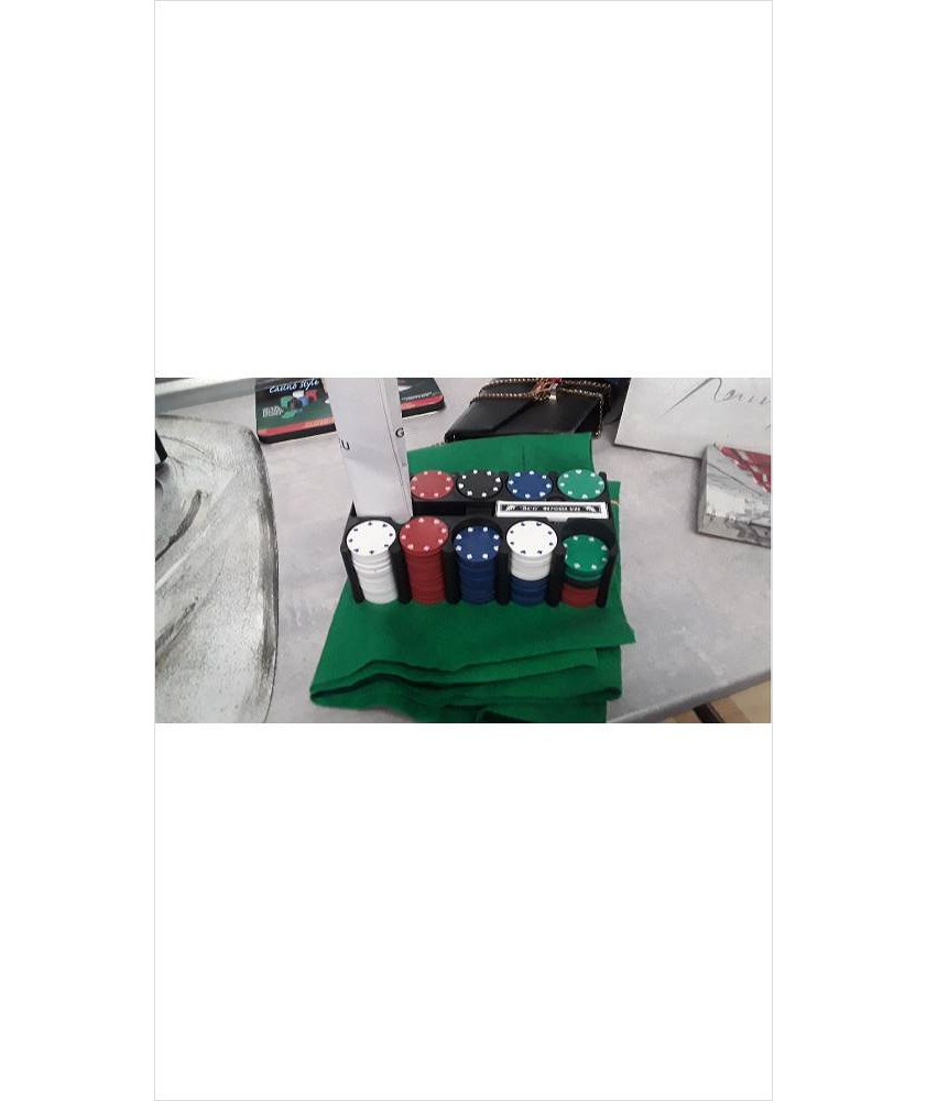 JETONS + TAPIS + 1 JEU DE CARTES POKER 