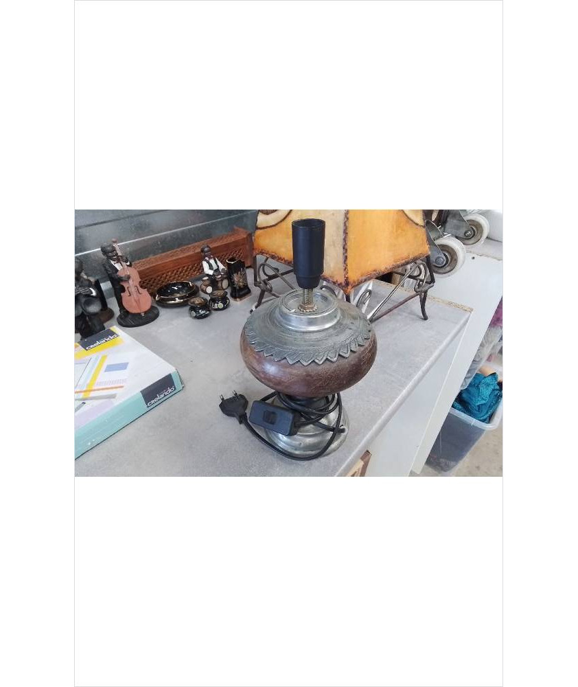 PIED DE LAMPE 