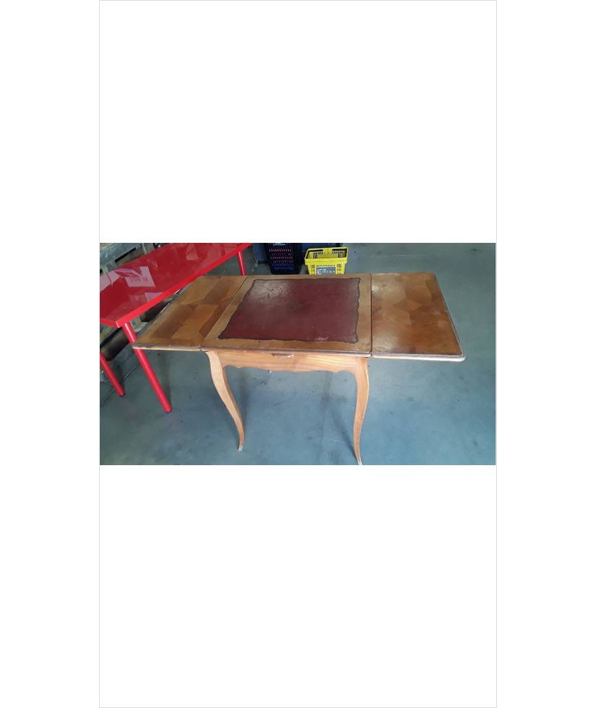 TABLE DE JEUX DESSUS CUIR EN L\'ÉTAT +2  RALLONGES 