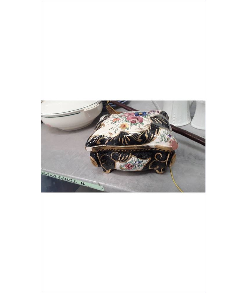 BOITEA BIJOUX ANCIENNE EN L\'ÉTAT 