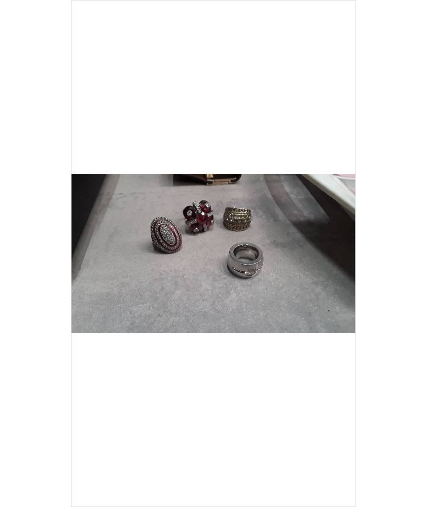 BAGUE 