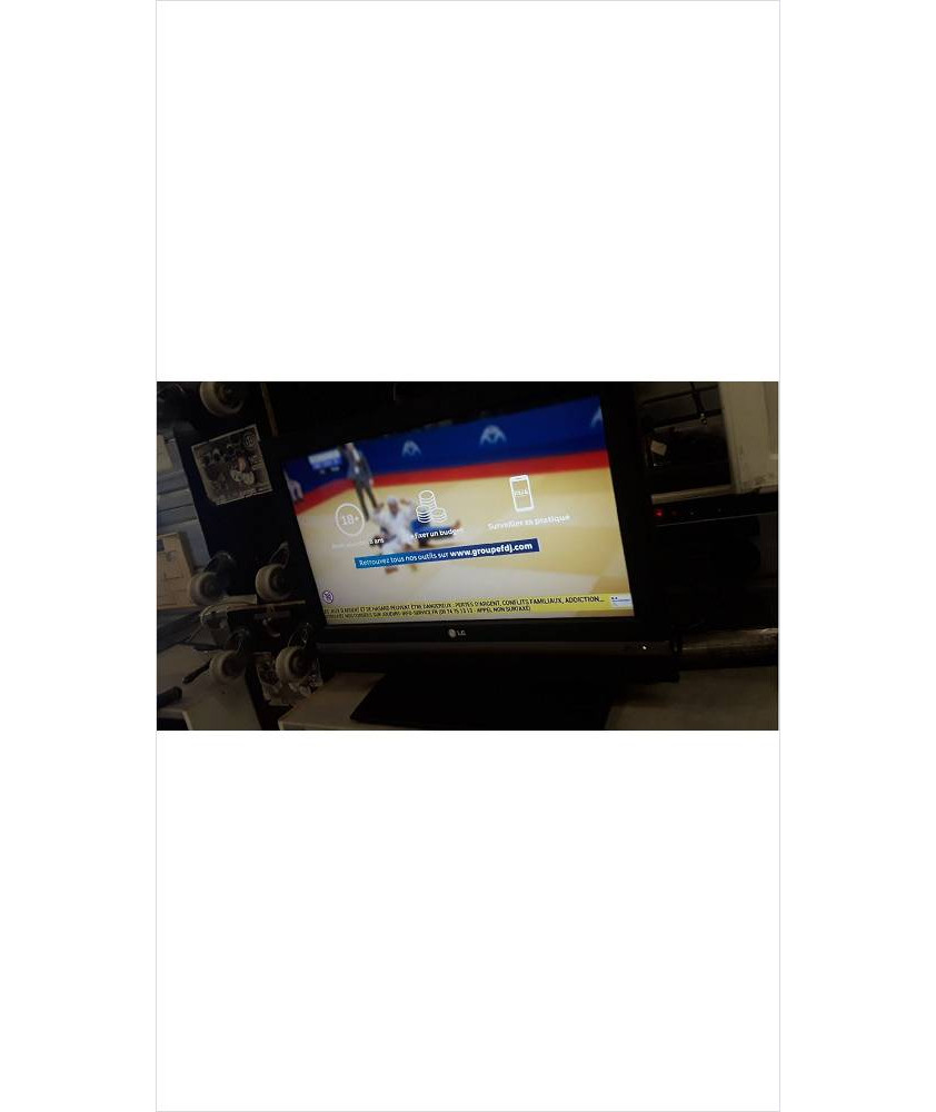 ECRAN LG NON HD 68CM / SANS TÉLÉCOMMANDE 