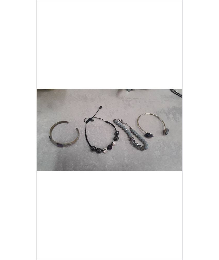 BRACELET 