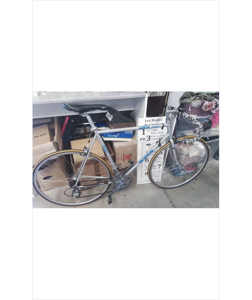 VELO DE COURSE DECATHLON COBRA 540
