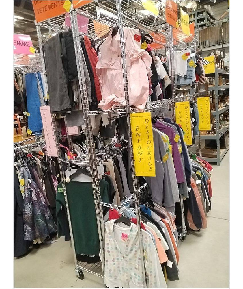 DESTOCKAGE FRIPERIE BLEU CLAIR