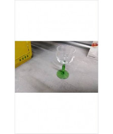 VERRE PIED VERT