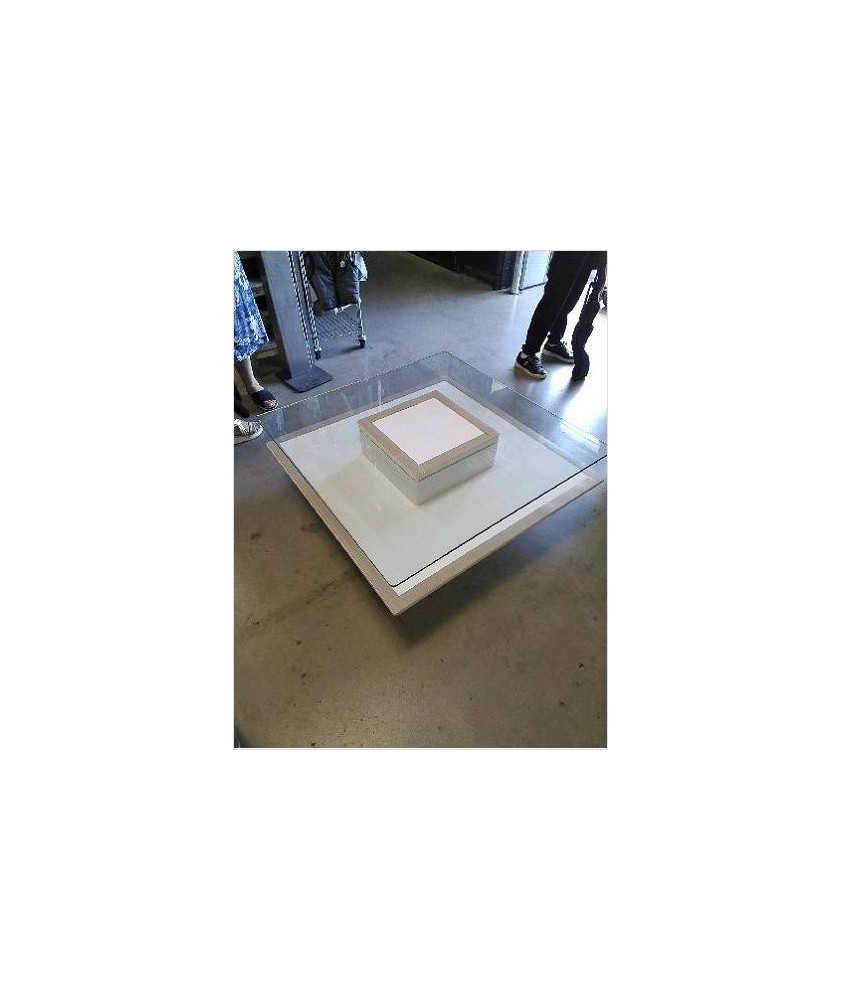 TABLE BASSE 1MX1M DESSUS VERRE 