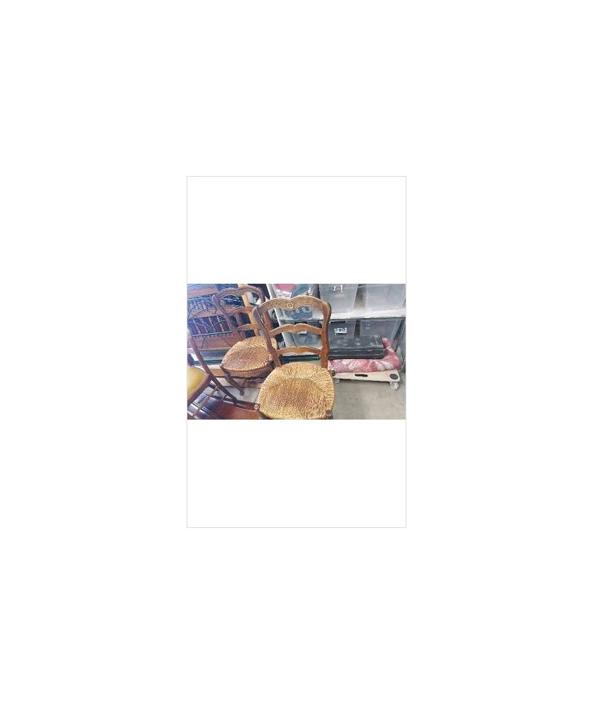 CHAISE PAILLEE 