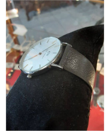 MONTRE QUARTZ DANIEL WELLINGTON