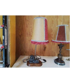 LAMPE PIED LION 