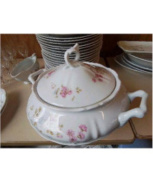 SOUPIÈRE EN PORCELAINE
