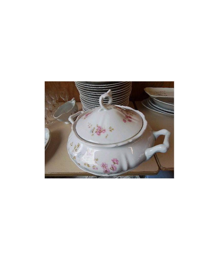 SOUPIÈRE EN PORCELAINE