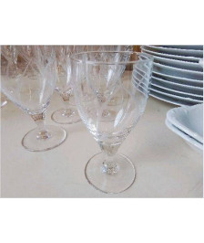 LOT DE 7 VERRES A VIN BLANC CISELÉS