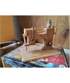 JOUET MACHINE A COUDRE EN BOIS