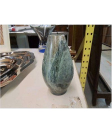 PETIT VASE EN MARBRE 