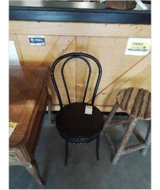 CHAISE BISTROT METAL NOIR DOSSIER CINTRÉ ASSISE PU NOIR