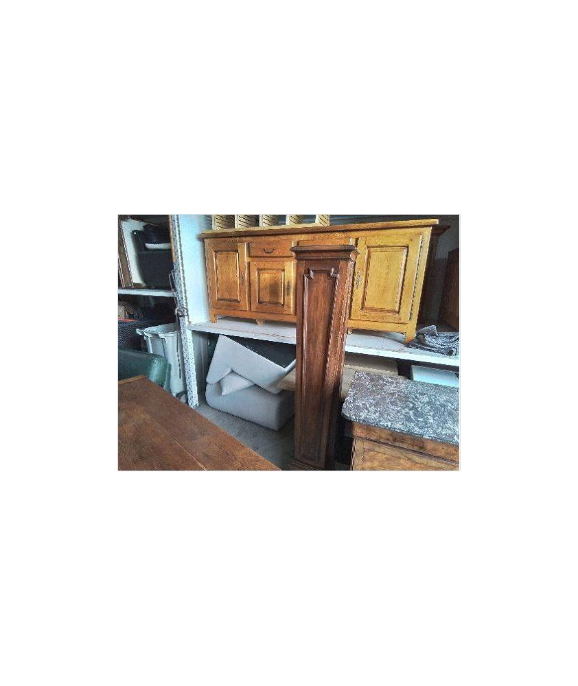 CAISSON D’HORLOGE GOTHIQUE