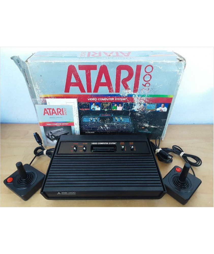 CONSOLE ATARI 2600 ( BOITE ABIMÉE - CONSOLE TRÈS PROPRE ) CONSOLE ATARI 2600 ( BOITE ABIMÉE - CONSOLE TRÈS PROPRE )