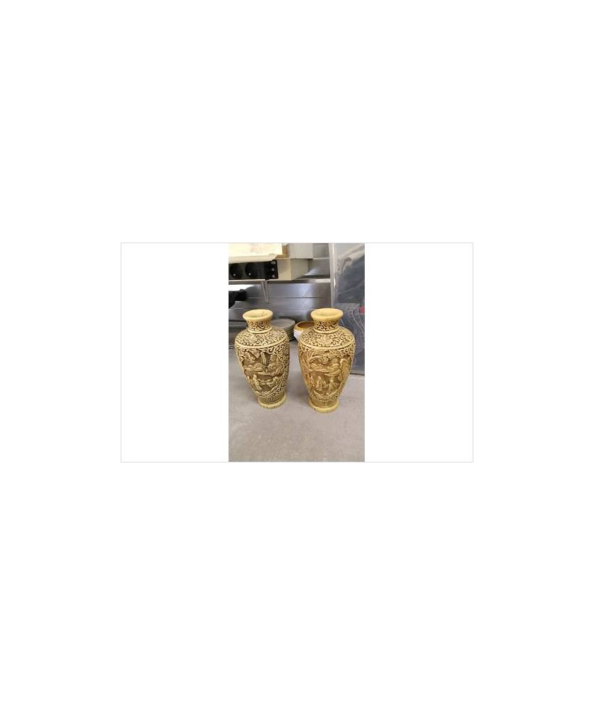 VASE ASIATIQUE RESINE