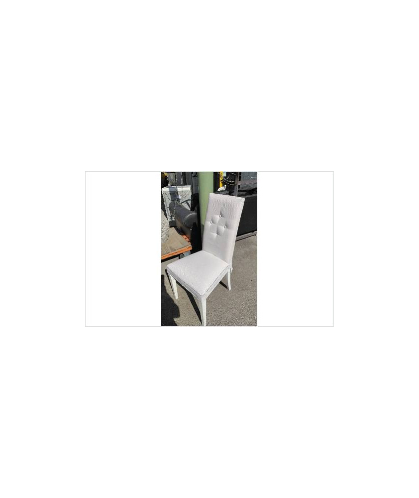 CHAISE BLANCHE ET GRISE 