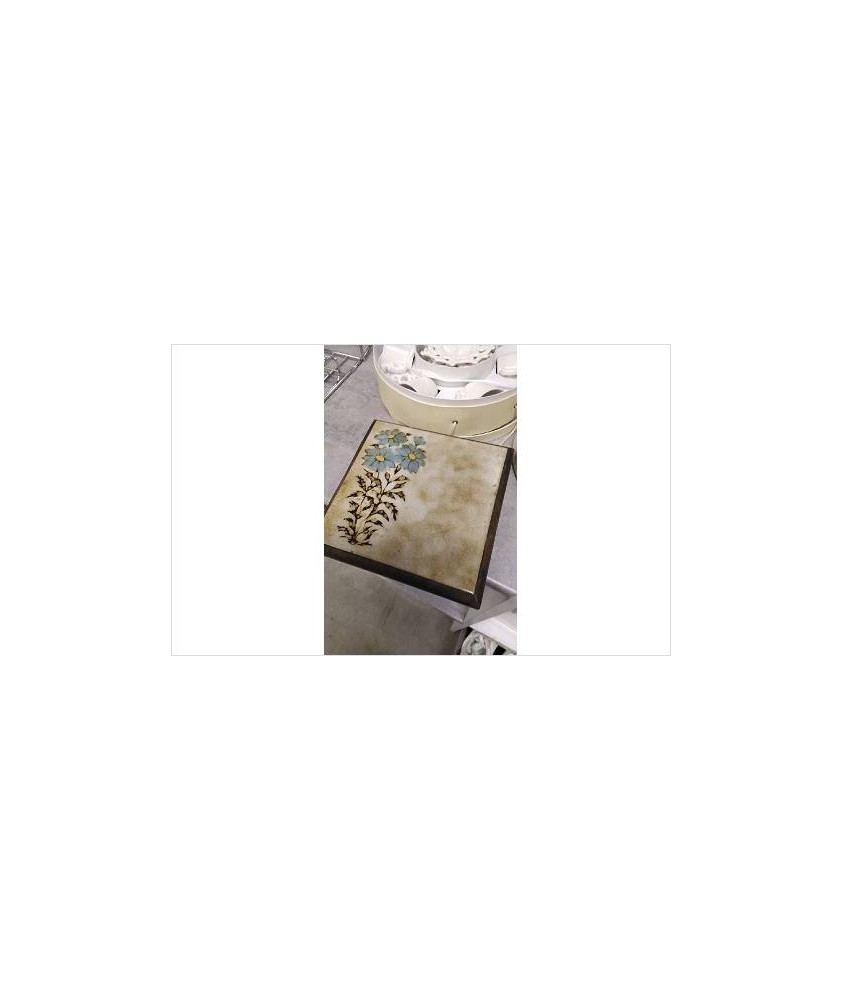 DESSOUS DE PLAT 