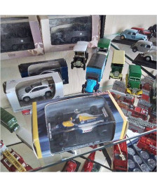 VOITURE DIVERS