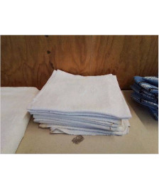 SERVIETTE BLANCHE BRODÉ 