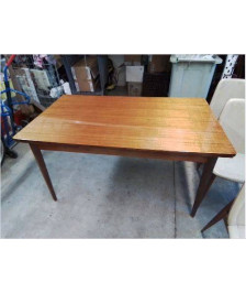 TABLE ANNEE 60 LAQUÉE