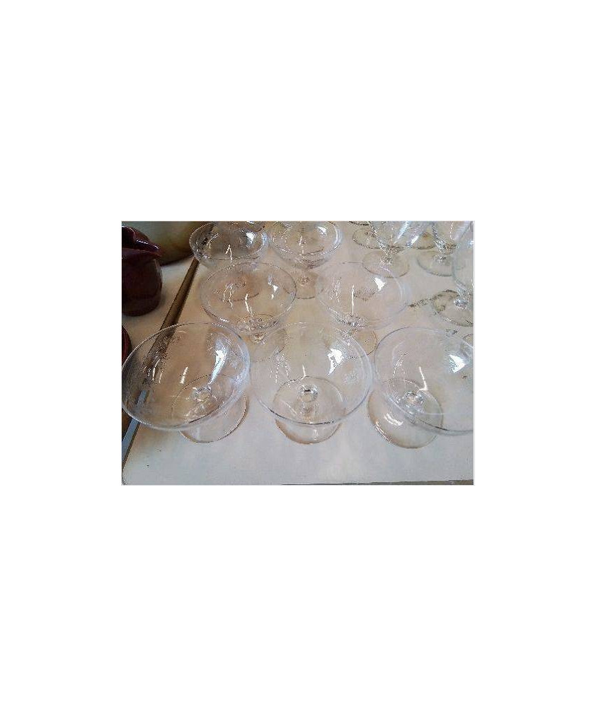 VERRE A VIN 