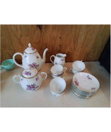 SERVICE À THÉ AVEC MOTIF FLORAL 