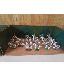 ENSEMBLE DE FIGURINE EN PLAT D’ETAIN